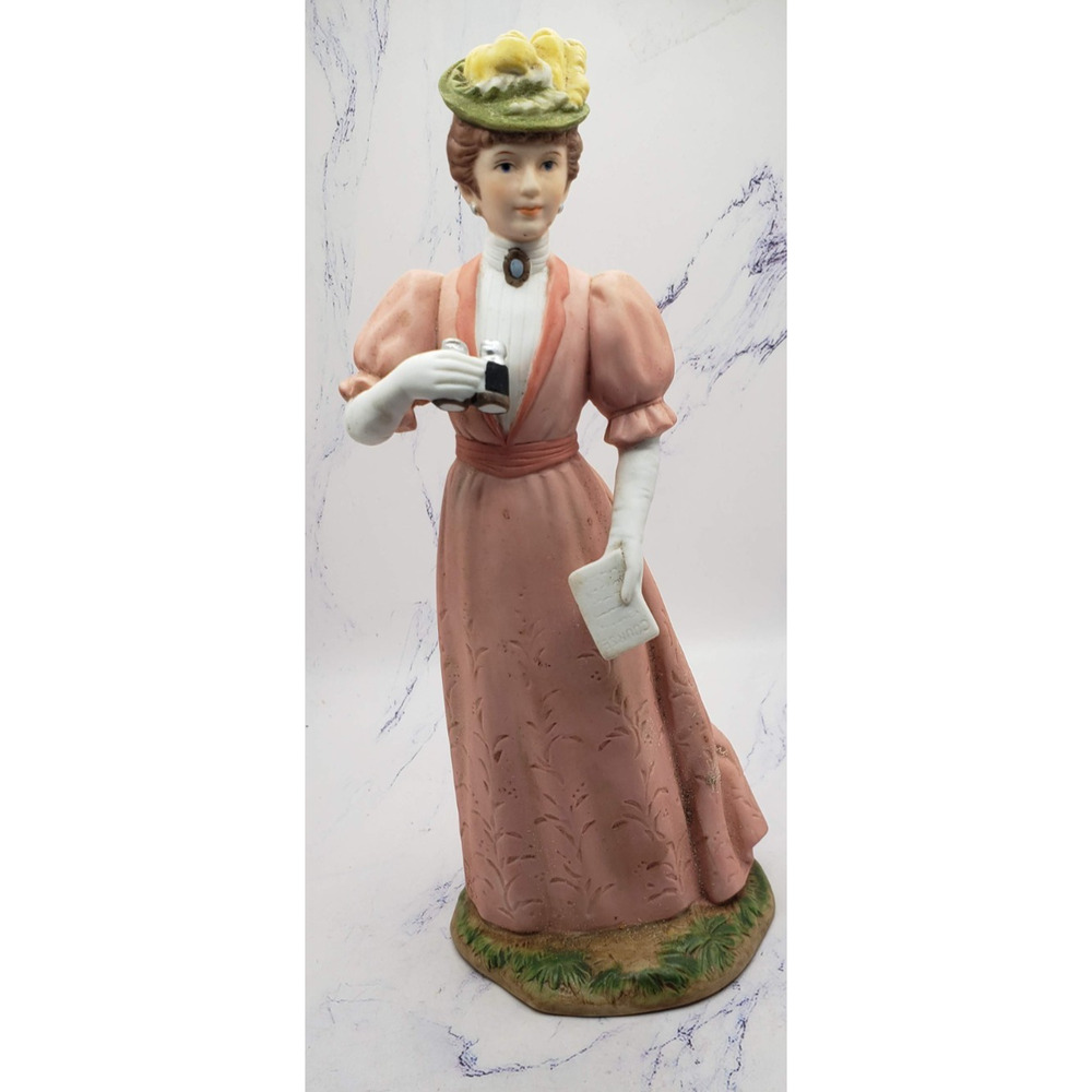 Homco Victorian Pink Lady with Binoculars At The Races Vintage 9 Inch Ceramic